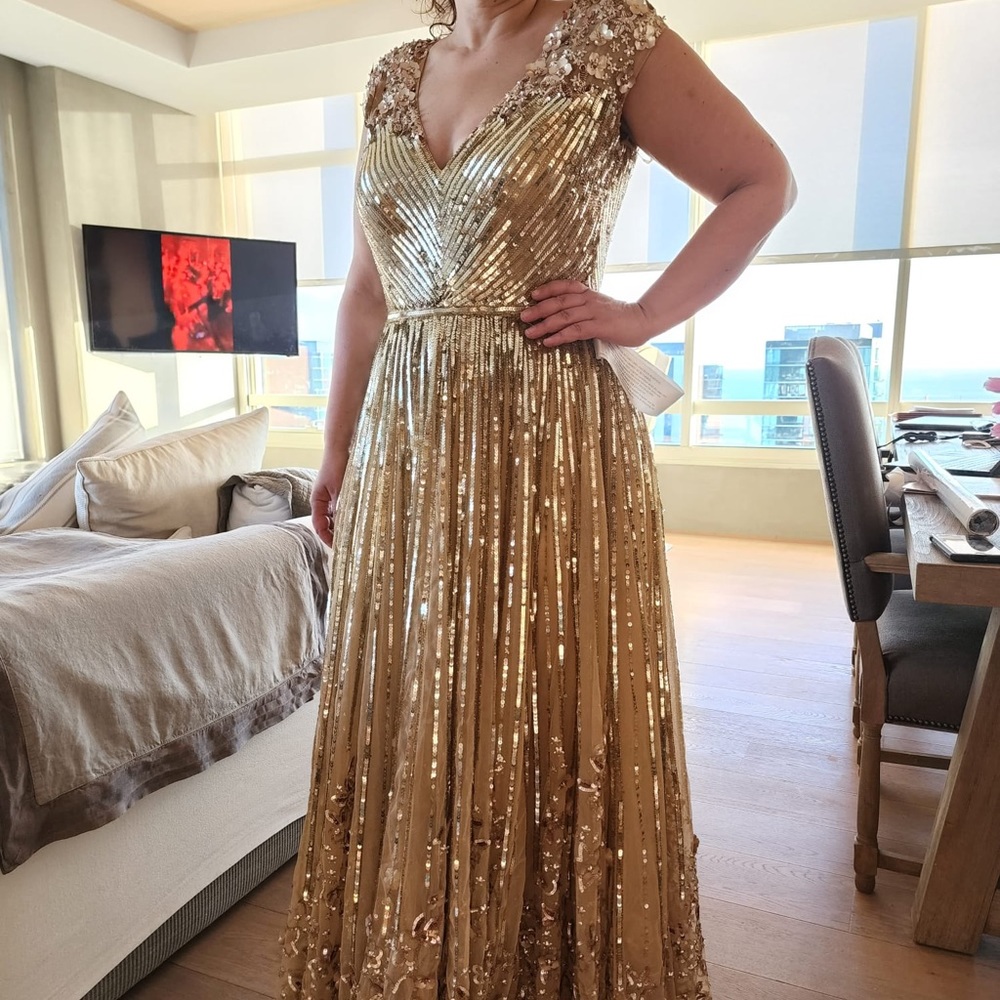 Mac duggal gold dress